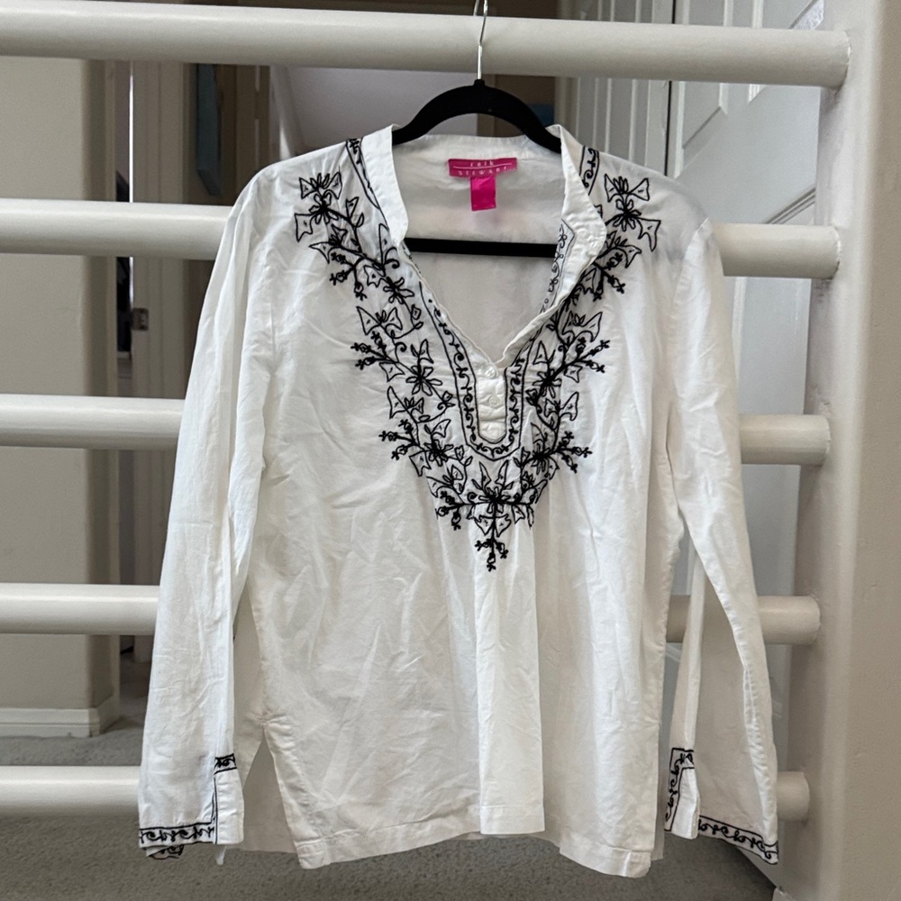 White Embroidered V-Neck Tunic Top by Erik Stewart